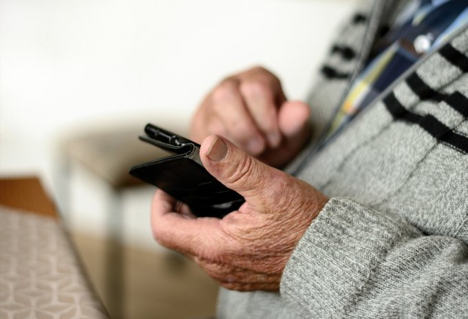 smartfon dla seniora